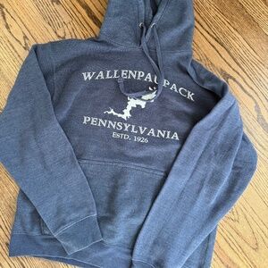 Valani Lake Wallenpaupack Hoodie Sweatshirt - medium - Euc